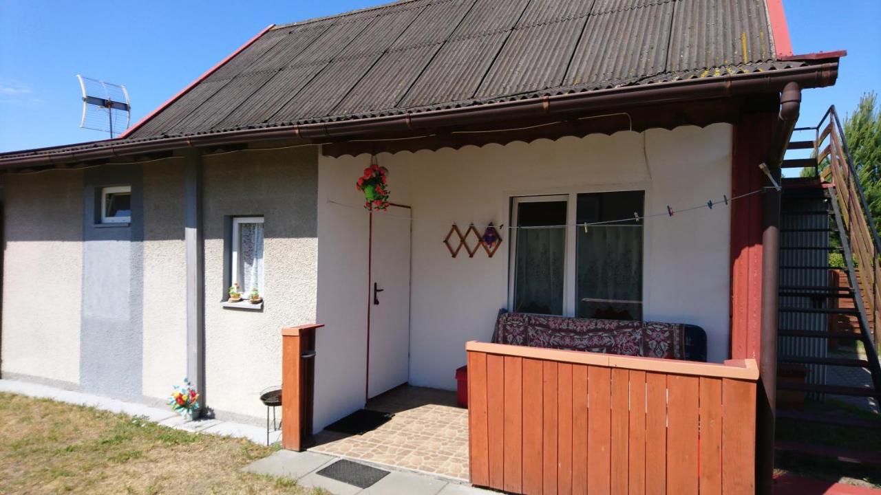 Dom Bursztynek - Domek Murowany Junoszyno Exterior foto